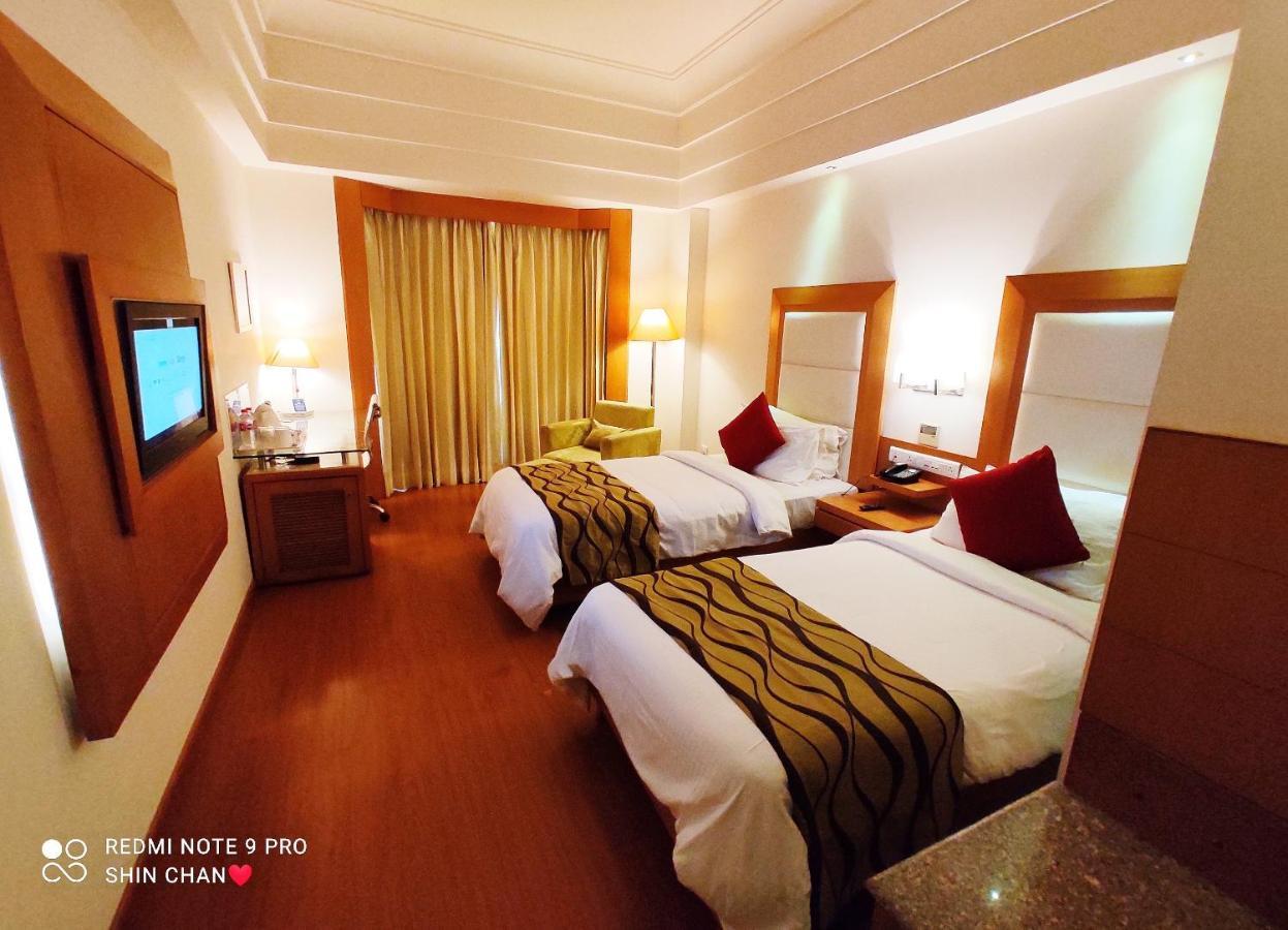 Ambrosia Sarovar Portico Haridwar Exterior photo