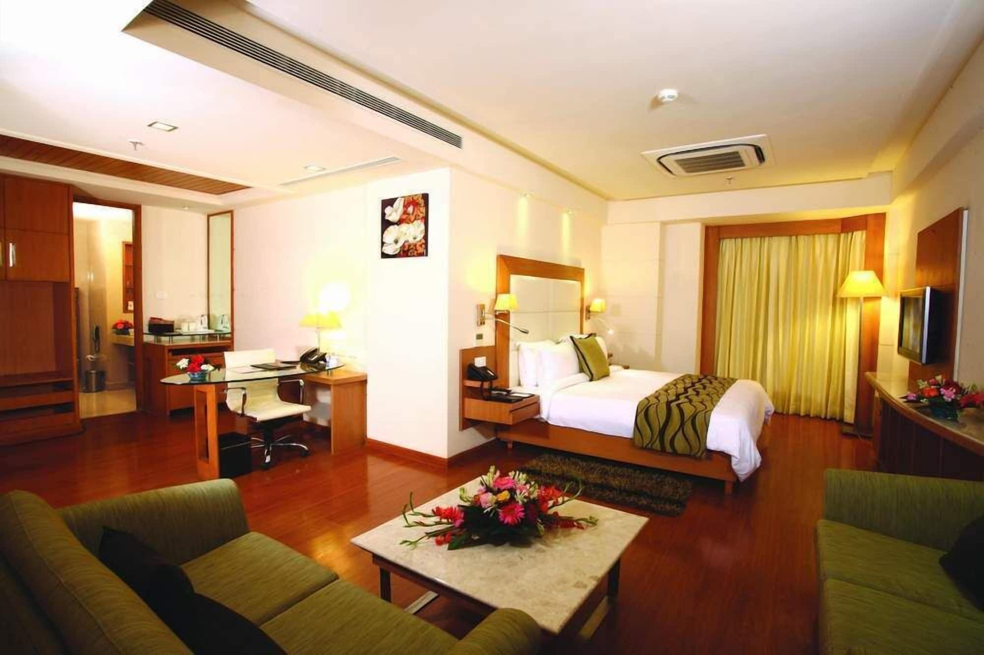 Ambrosia Sarovar Portico Haridwar Exterior photo