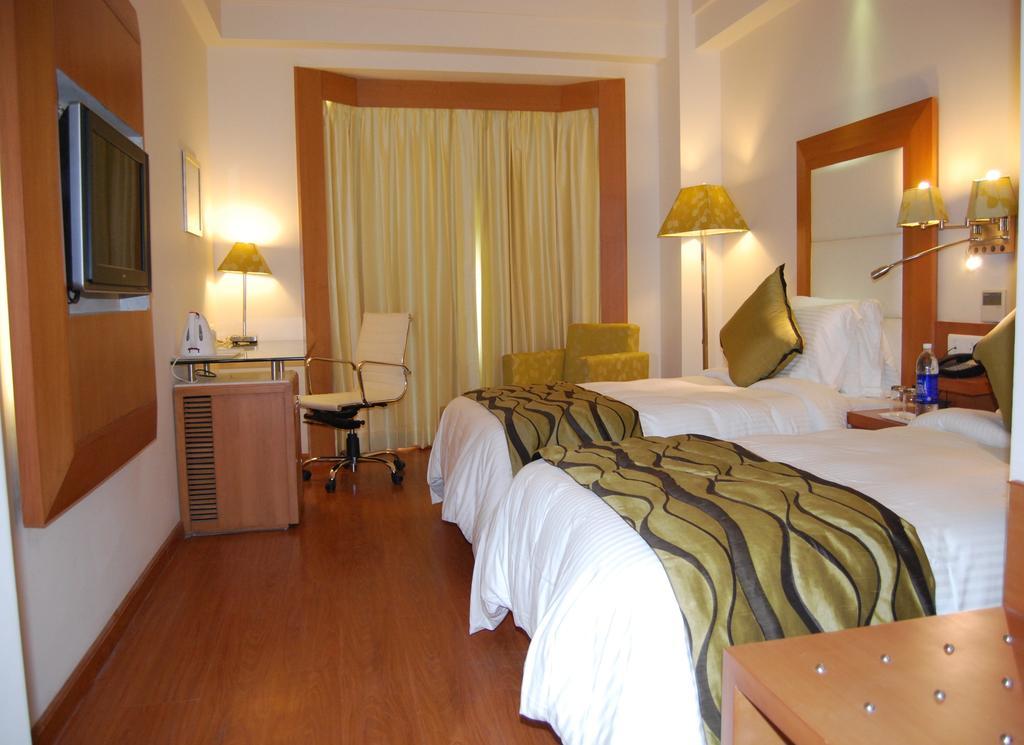 Ambrosia Sarovar Portico Haridwar Exterior photo